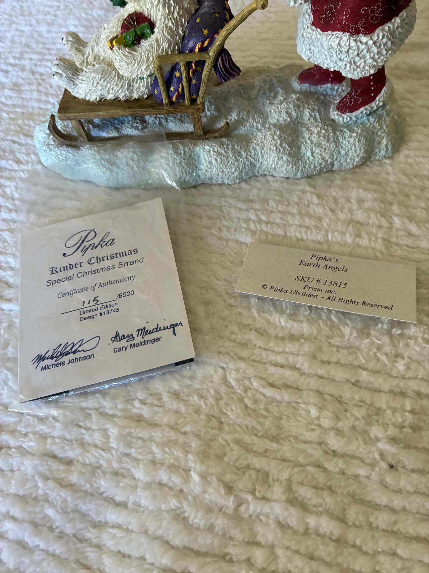 Ulviden Pipka Rare Kinder Christmas Limited Edition Retired